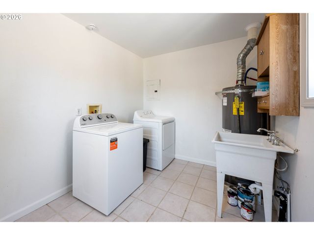 4536 Se 97TH Ave, Portland, OR 97266