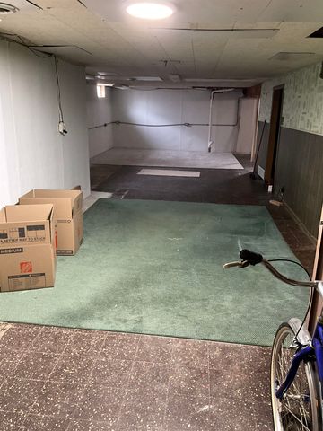 2011 S Sherman Street, Bay City, MI 48708