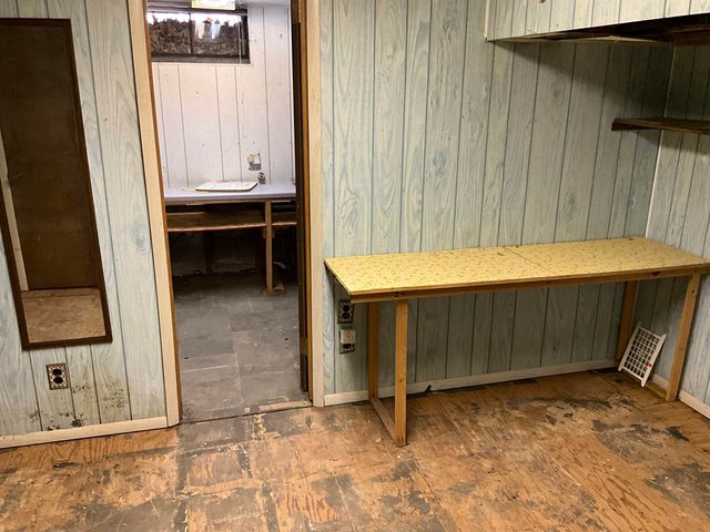 2011 S Sherman Street, Bay City, MI 48708