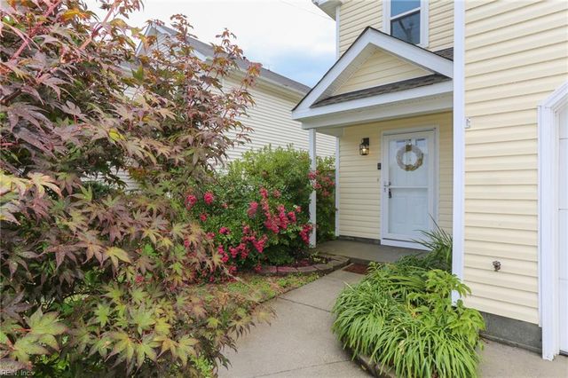 718 14th St Apt B, Virginia Beach, VA 23451