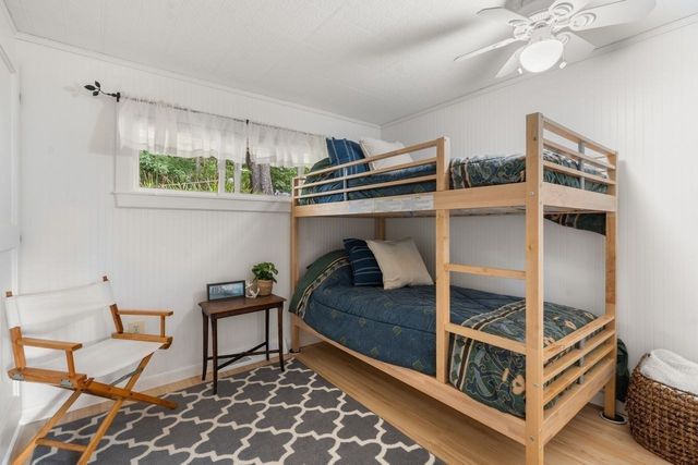 19 Lakeview Dr, Holland, MA 01521