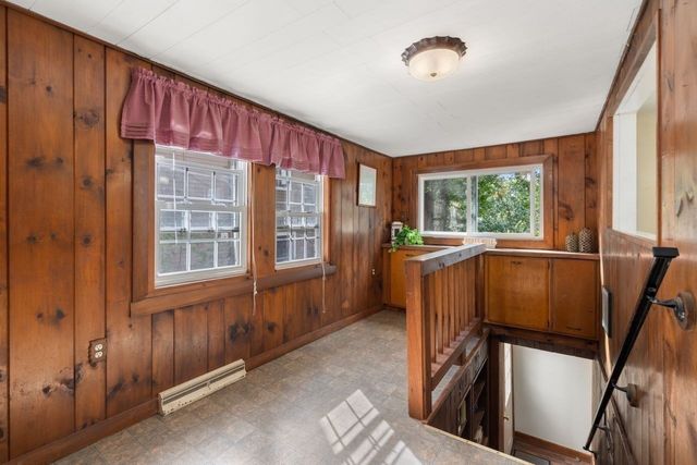 19 Lakeview Dr, Holland, MA 01521
