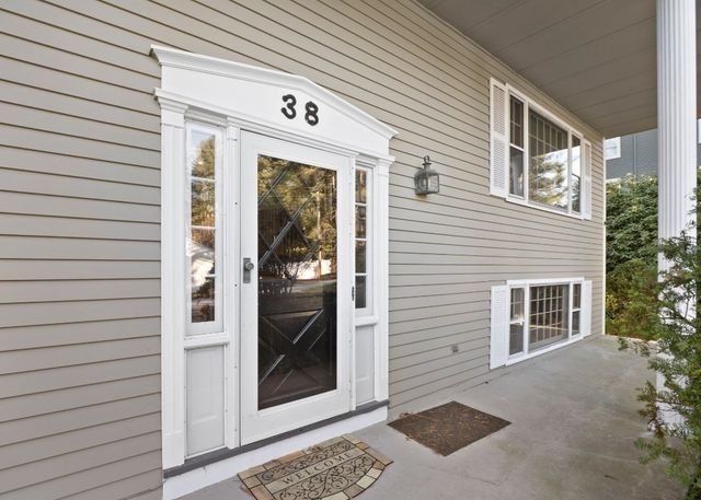38 Fort Sumter Dr, Holden, MA 01520