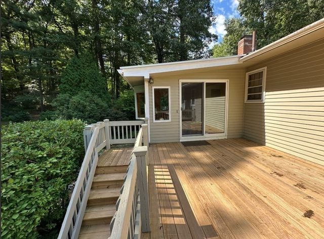 38 Fort Sumter Dr, Holden, MA 01520