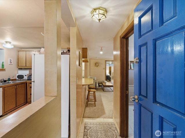 5821 3rd Avenue NW, Seattle, WA 98107