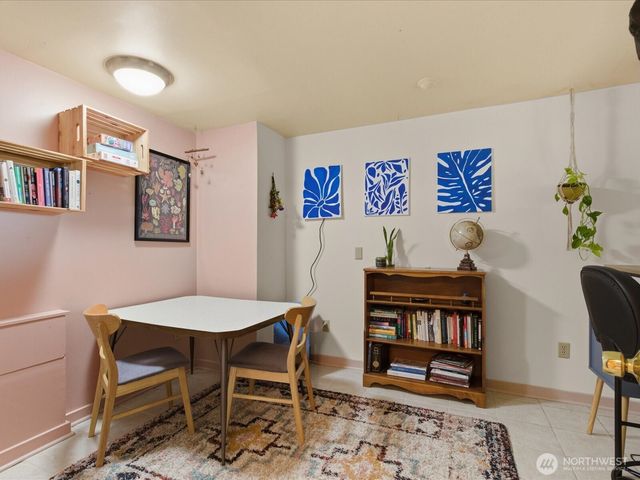 5821 3rd Avenue NW, Seattle, WA 98107