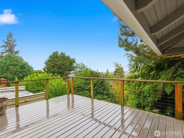 5821 3rd Avenue NW, Seattle, WA 98107