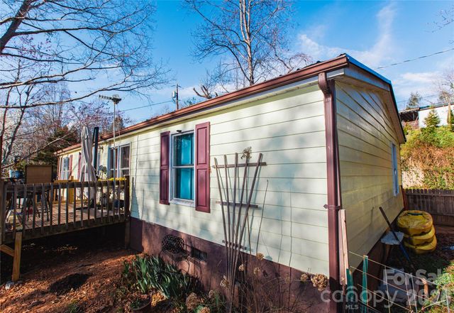 839 Hidden View Loop, Marion, NC 28752