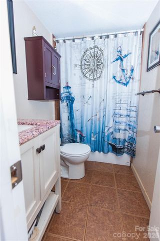 839 Hidden View Loop, Marion, NC 28752