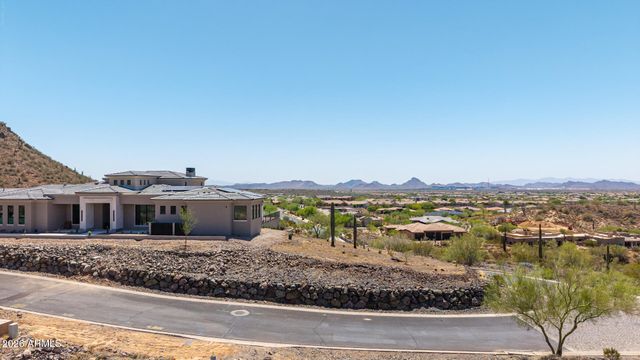 2516 W PRAIANO Way -, Phoenix, AZ 85086