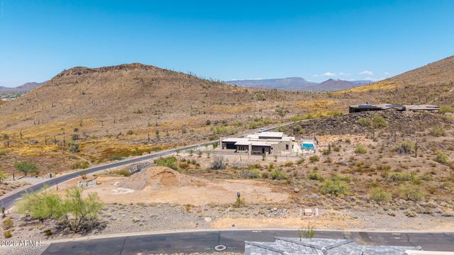 2516 W PRAIANO Way -, Phoenix, AZ 85086