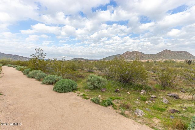 2516 W PRAIANO Way -, Phoenix, AZ 85086