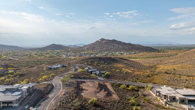 2516 W PRAIANO Way -, Phoenix, AZ 85086