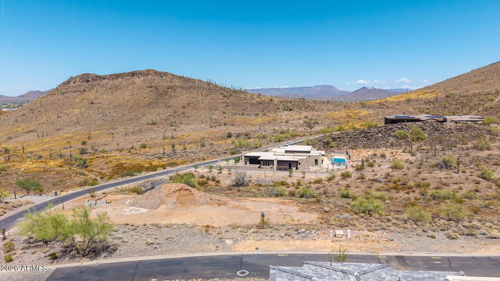 2516 W PRAIANO Way -, Phoenix, AZ 85086 — photo 3