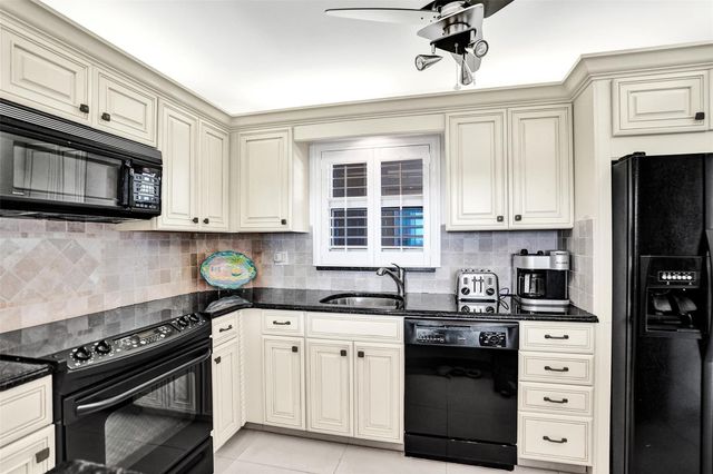 303 N Riverside Drive PH3, Pompano Beach, FL 33062