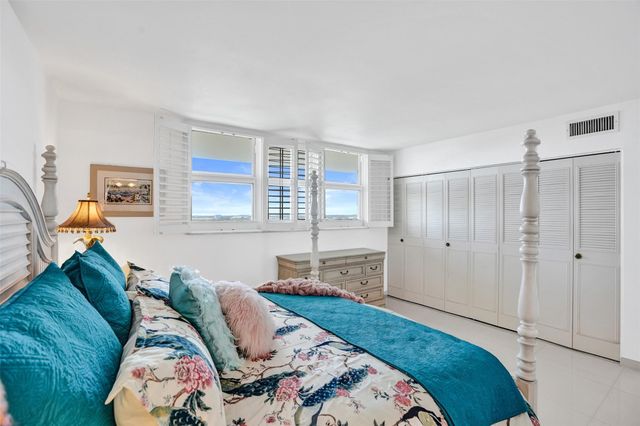 303 N Riverside Drive PH3, Pompano Beach, FL 33062