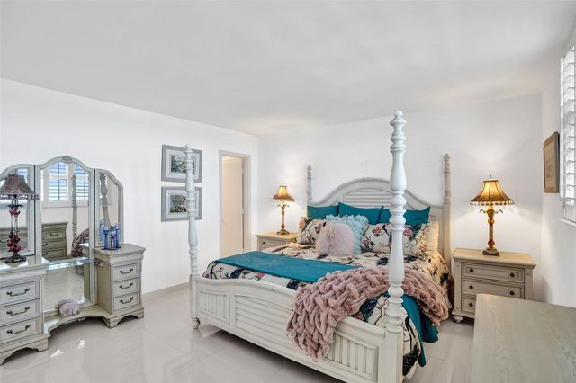 303 N Riverside Drive PH3, Pompano Beach, FL 33062