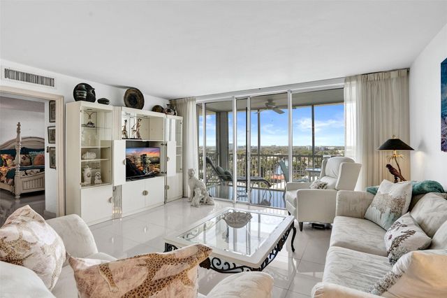 303 N Riverside Drive PH3, Pompano Beach, FL 33062