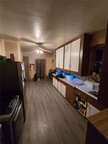 17 Mckenzie Street, Bergen, NY 14416