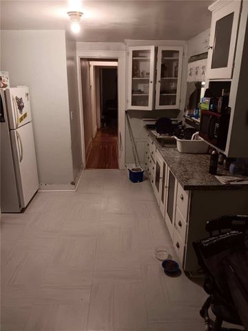 17 Mckenzie Street, Bergen, NY 14416