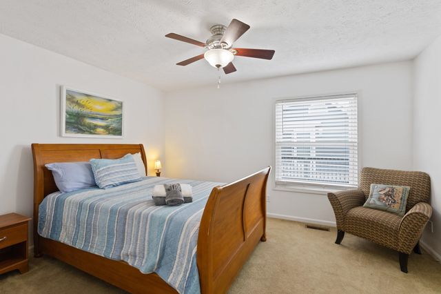 605B 17th Ave. N, North Myrtle Beach, SC 29582