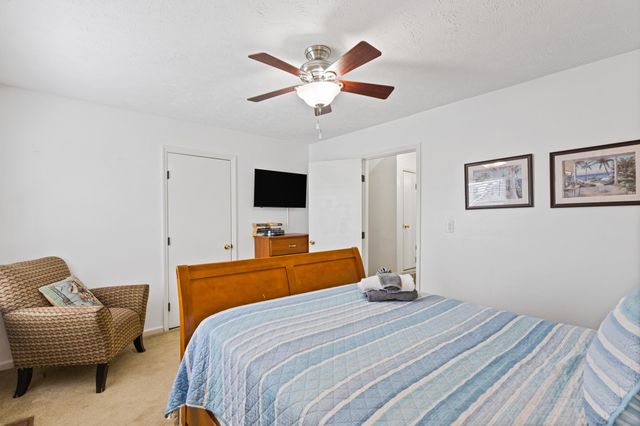 605B 17th Ave. N, North Myrtle Beach, SC 29582