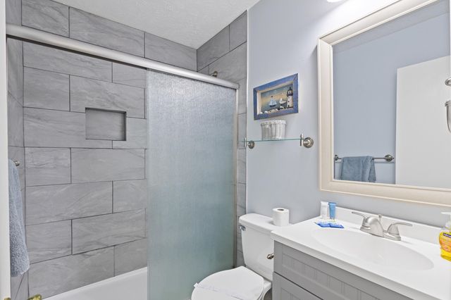 605B 17th Ave. N, North Myrtle Beach, SC 29582