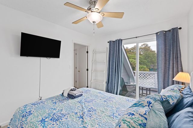 605B 17th Ave. N, North Myrtle Beach, SC 29582