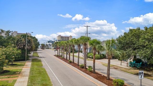 605B 17th Ave. N, North Myrtle Beach, SC 29582