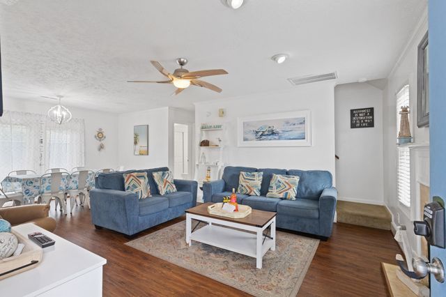 605B 17th Ave. N, North Myrtle Beach, SC 29582