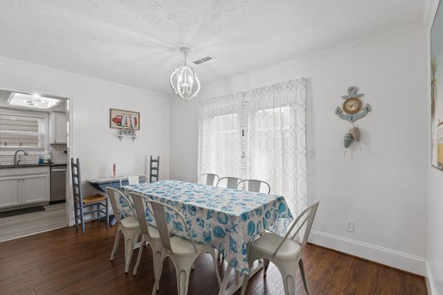 605B 17th Ave. N, North Myrtle Beach, SC 29582