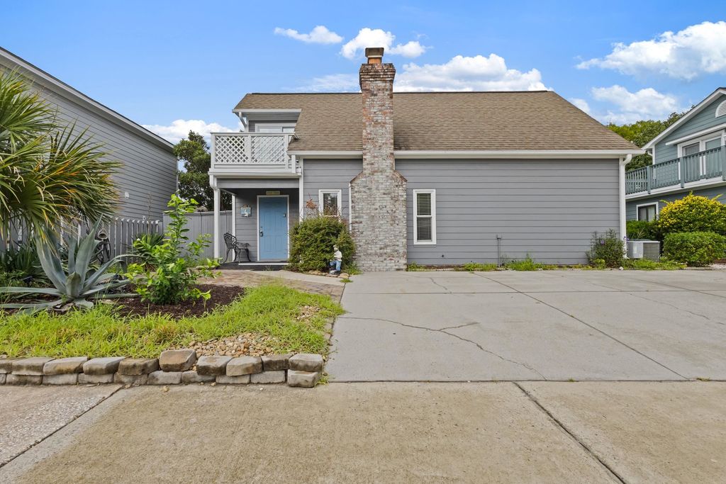 605B 17th Ave. N, North Myrtle Beach, SC 29582