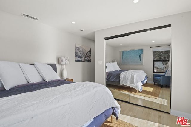 3152 Atwater Avenue, Los Angeles, CA 90039