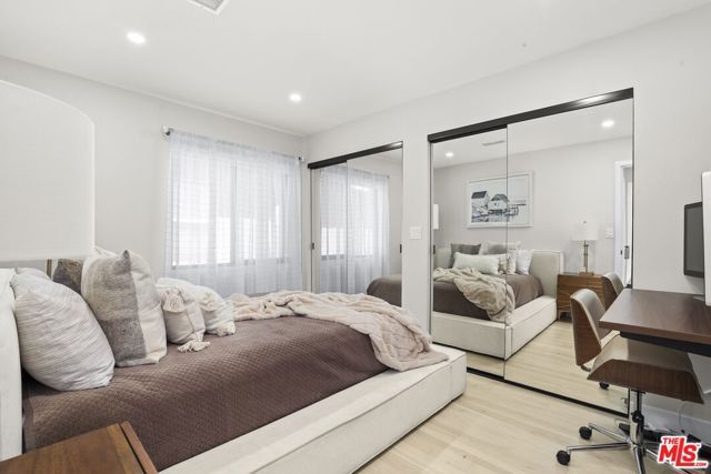 3152 Atwater Avenue, Los Angeles, CA 90039