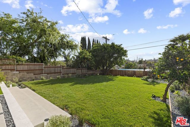 3152 Atwater Avenue, Los Angeles, CA 90039