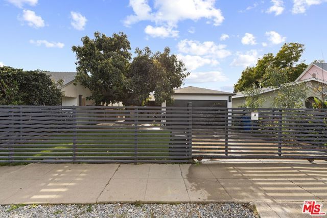 3152 Atwater Avenue, Los Angeles, CA 90039