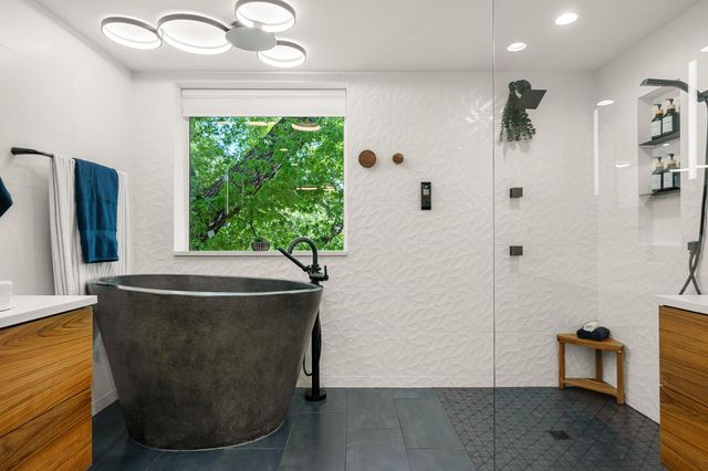 5804 Highland PASS, Austin, TX 78731