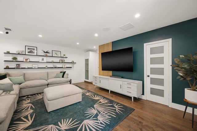 5804 Highland PASS, Austin, TX 78731