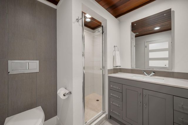 5804 Highland PASS, Austin, TX 78731