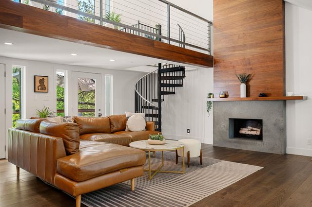 5804 Highland PASS, Austin, TX 78731