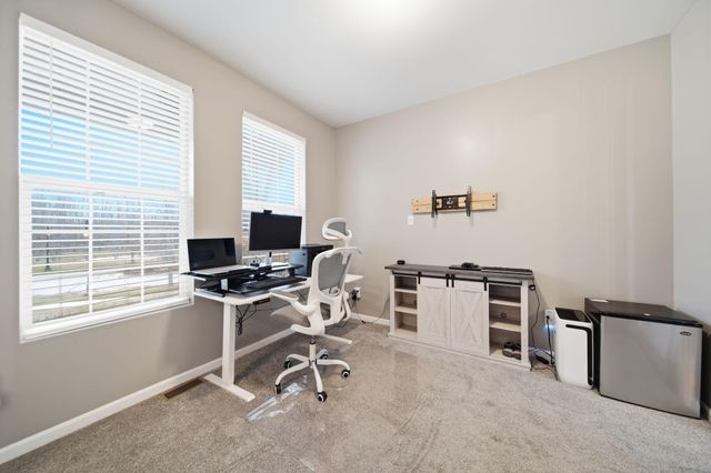 4070 Magnolia Parkway, Jackson, MI 49201