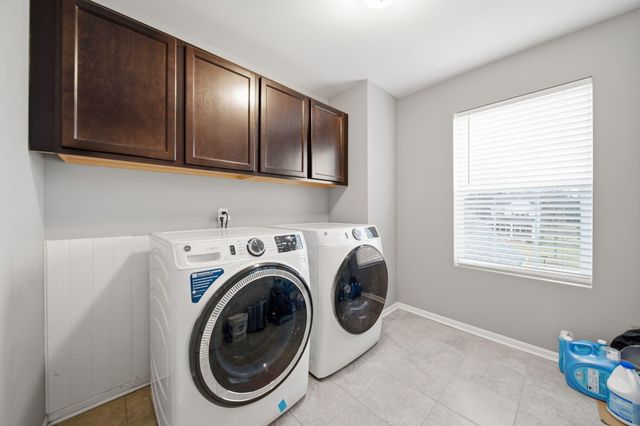 4070 Magnolia Parkway, Jackson, MI 49201