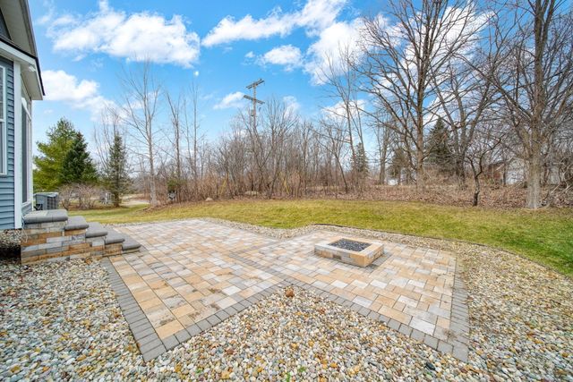 4070 Magnolia Parkway, Jackson, MI 49201