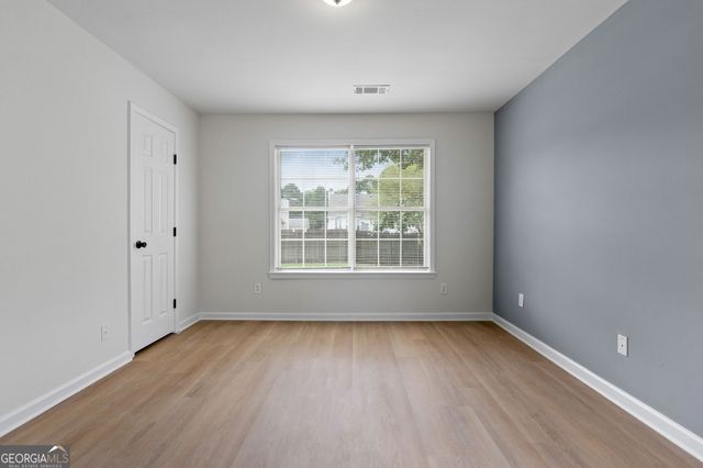 1501 N Hampton Court, Hampton, GA 30228