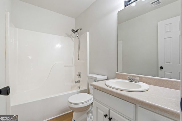 1501 N Hampton Court, Hampton, GA 30228