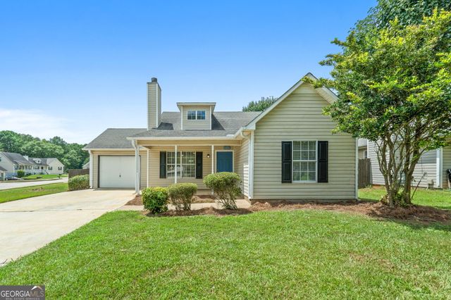1501 N Hampton Court, Hampton, GA 30228