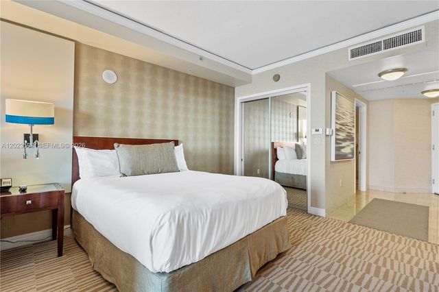 18001 Collins Ave 2010, Sunny Isles Beach, FL 33160
