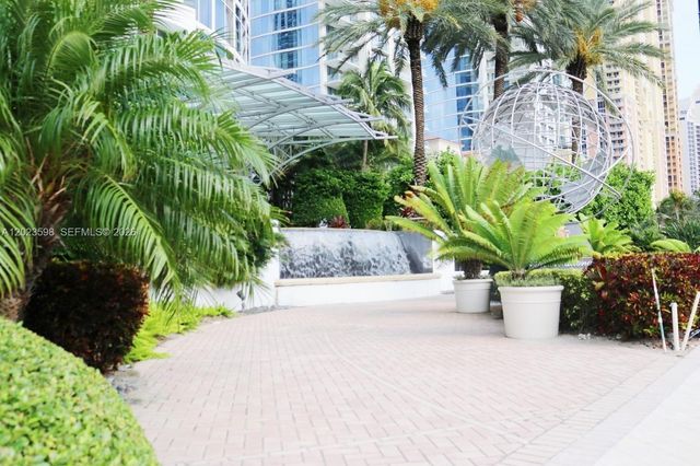 18001 Collins Ave 2010, Sunny Isles Beach, FL 33160