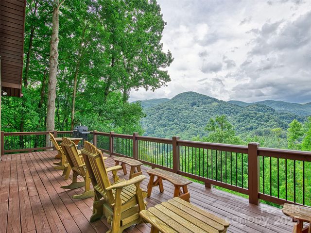 171 Jade Drive, Clyde, NC 28721