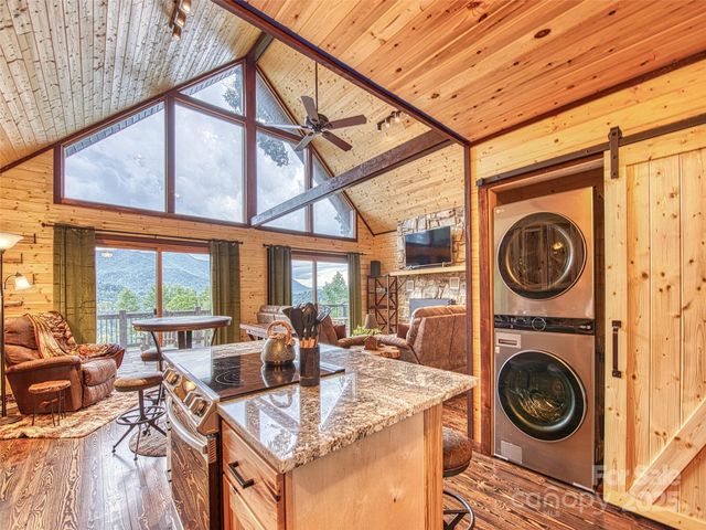 171 Jade Drive, Clyde, NC 28721